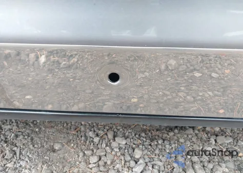 2006 Mercury Grand Marquis Gs z USA, uszkodzony, nr VIN 2MEFM74V76X611262